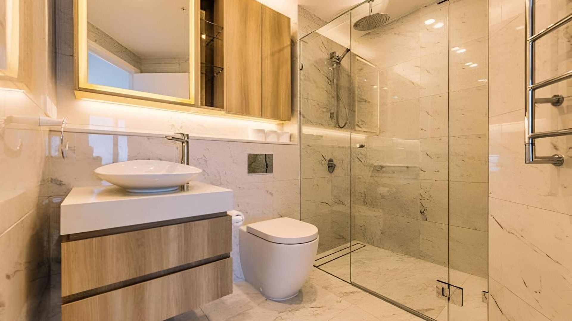 2 Bed 2 Bath In Cbd With Car Park Brisbane