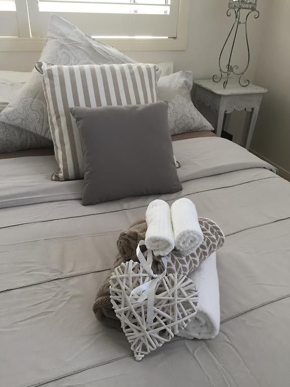 Scobie's Boutique 5*