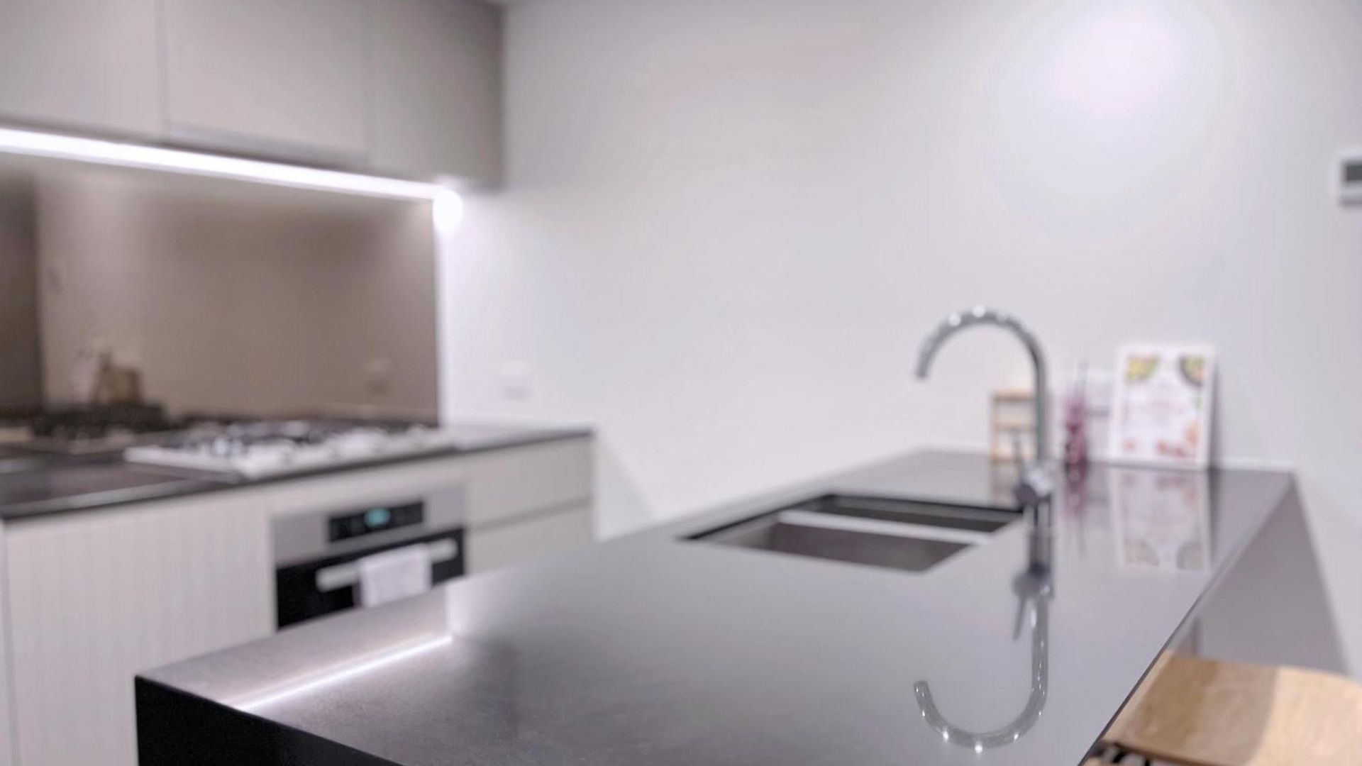 Riverfront Oasis 2bed Panoramic Riverview * Brisbane
