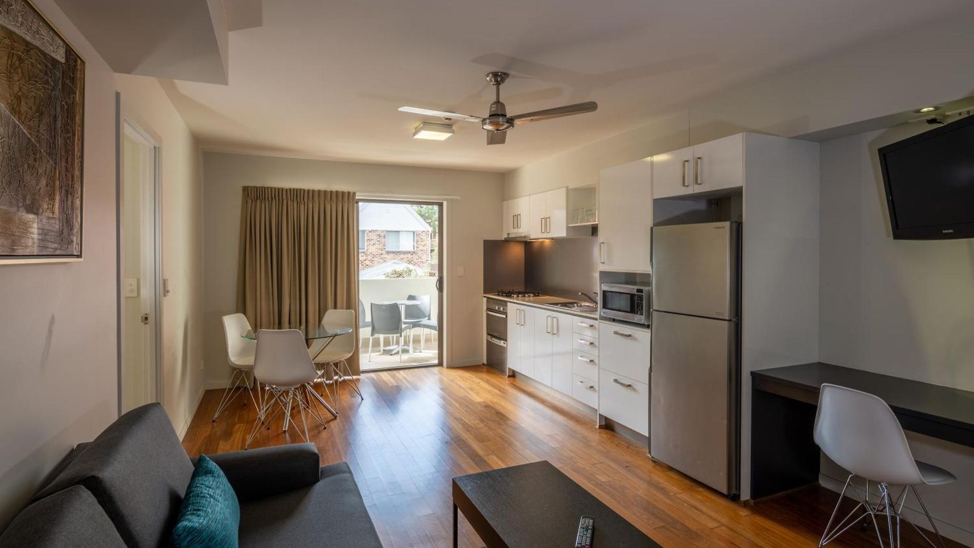 Essence Chermside 4* Brisbane