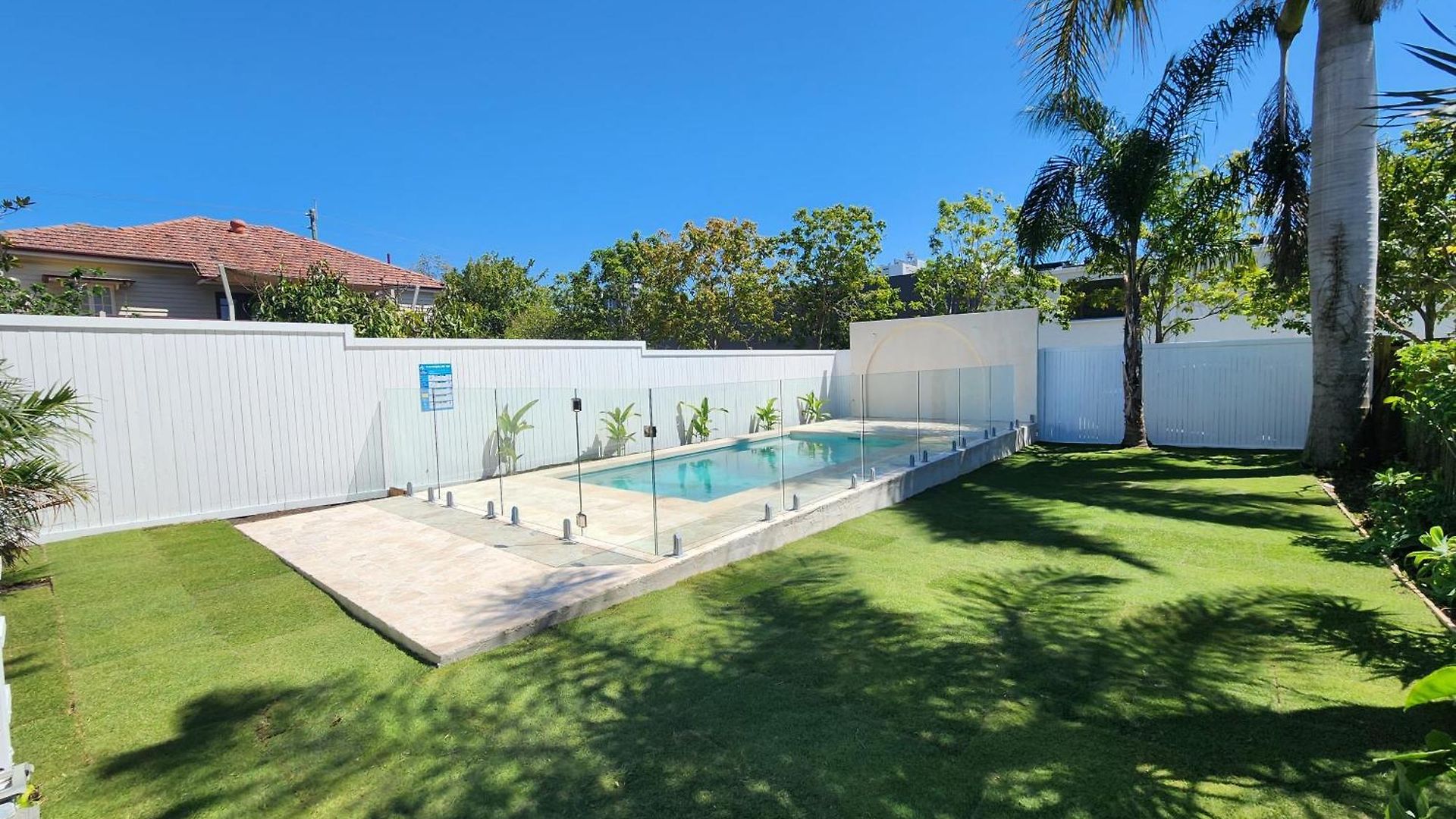 Classic Queenslander With Pool & Yard Holiday home