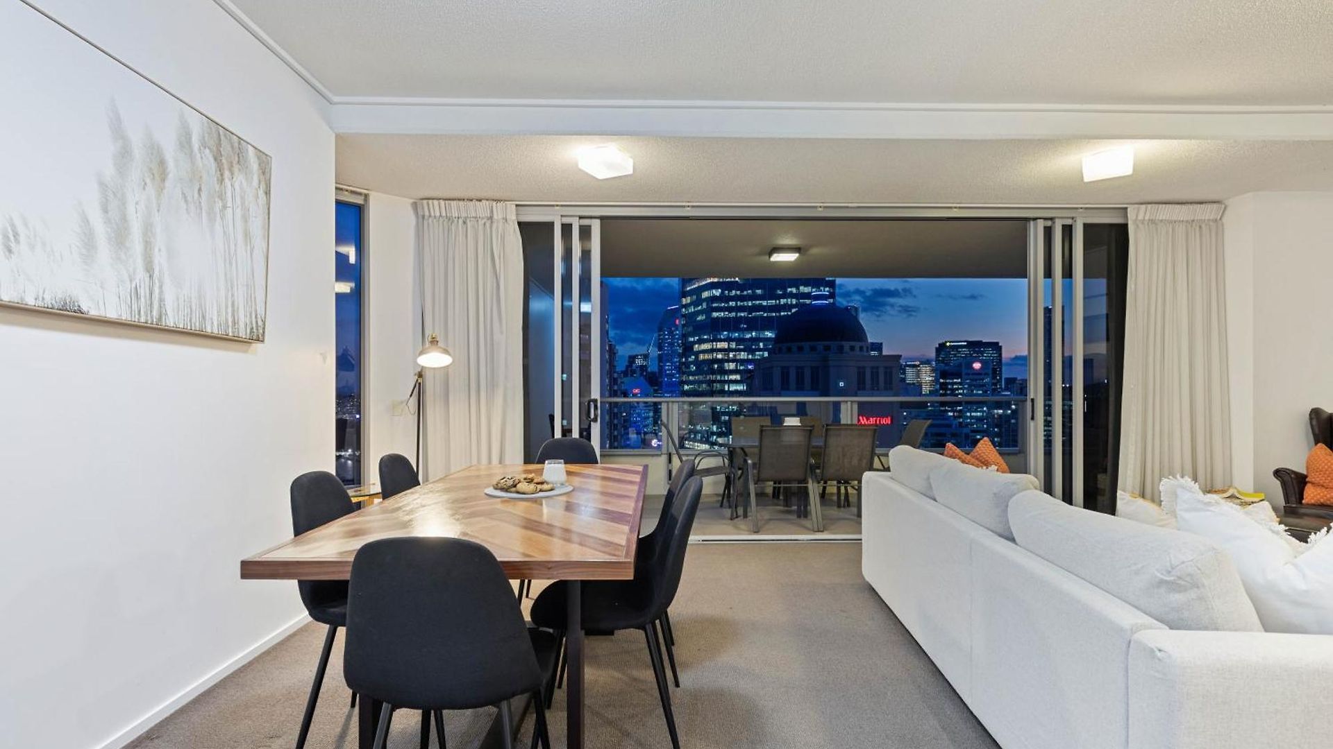 Apartment Skyline Hosted By Aab Brisbane