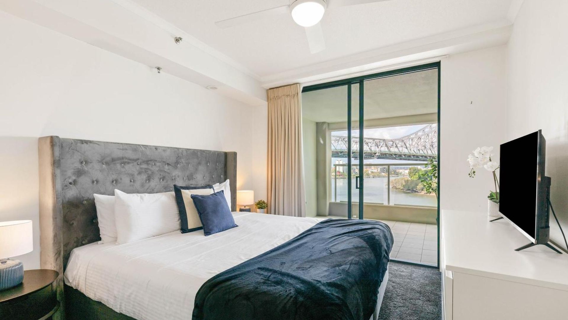 River Place Hosted By Aab * Brisbane