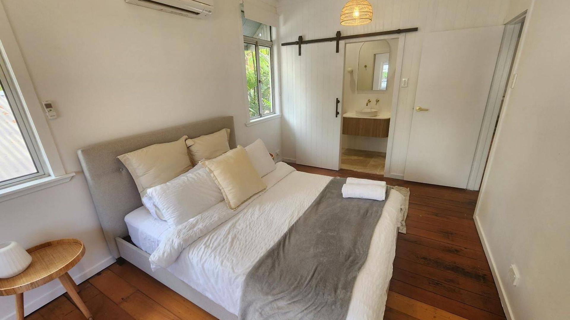 Classic Queenslander With Pool & Yard Holiday home