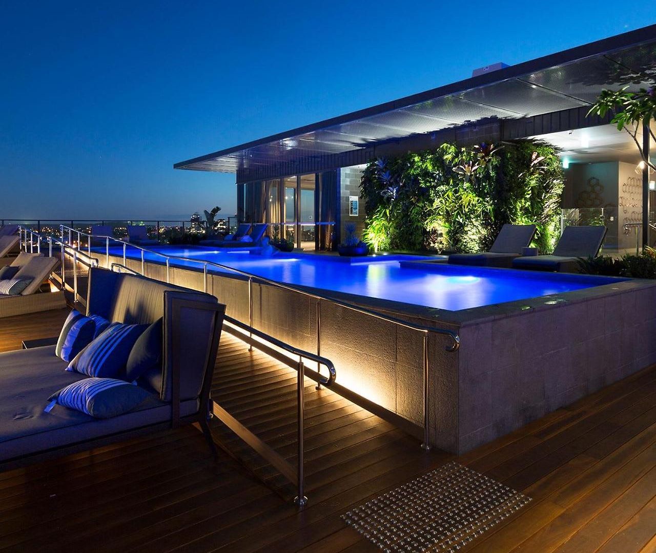 Luxury 2 Bedroom 2 Bathroom In The Heart Of South * Brisbane