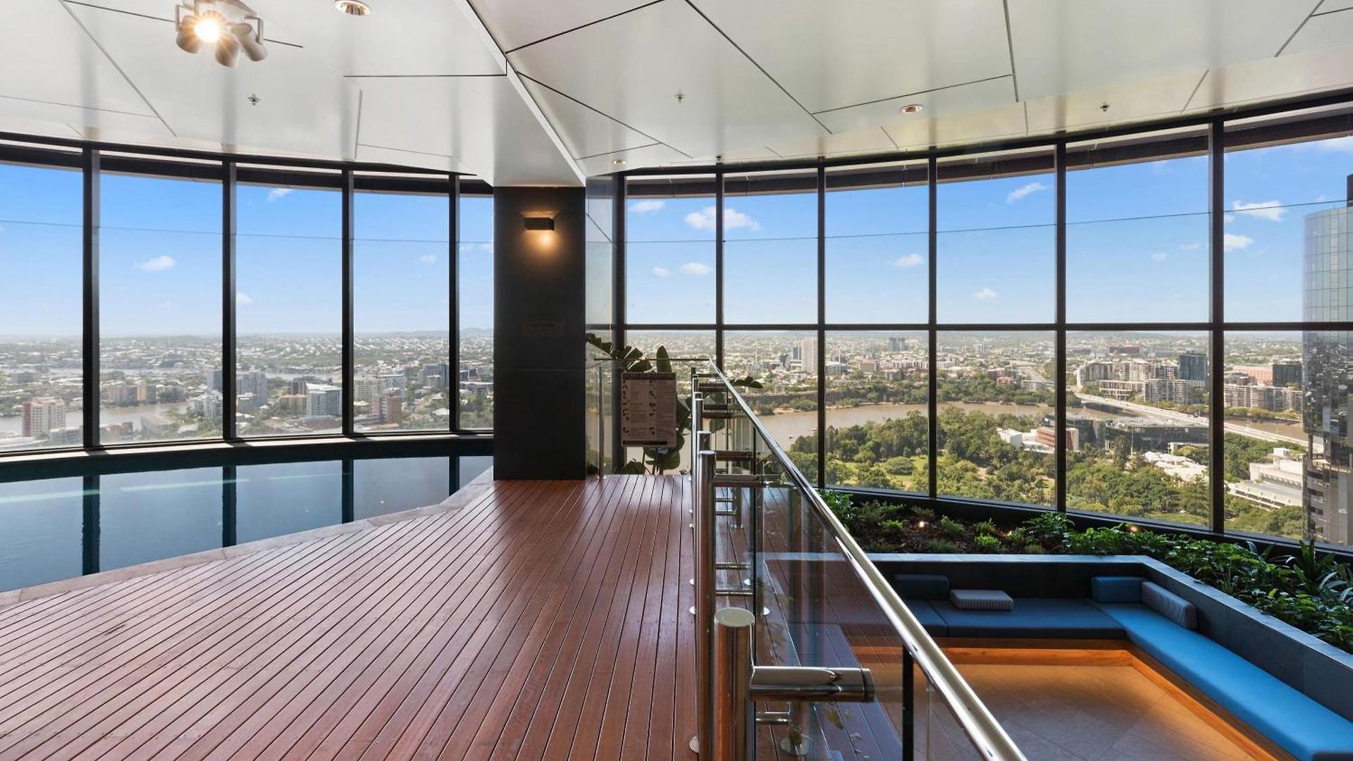 Skyline Heights 3beds Panoramic View Freeparking Apartment Brisbane
