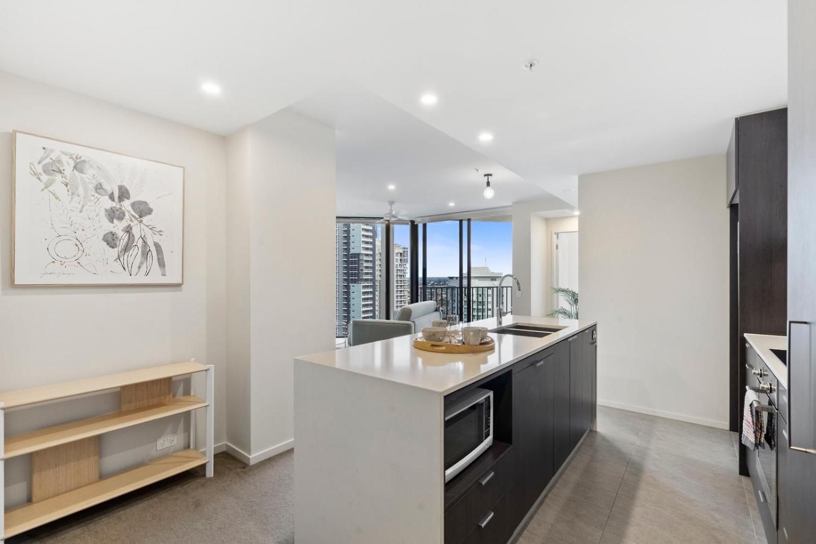 Story Bridge & River View 2 Bedroom With Car Park Apartment
