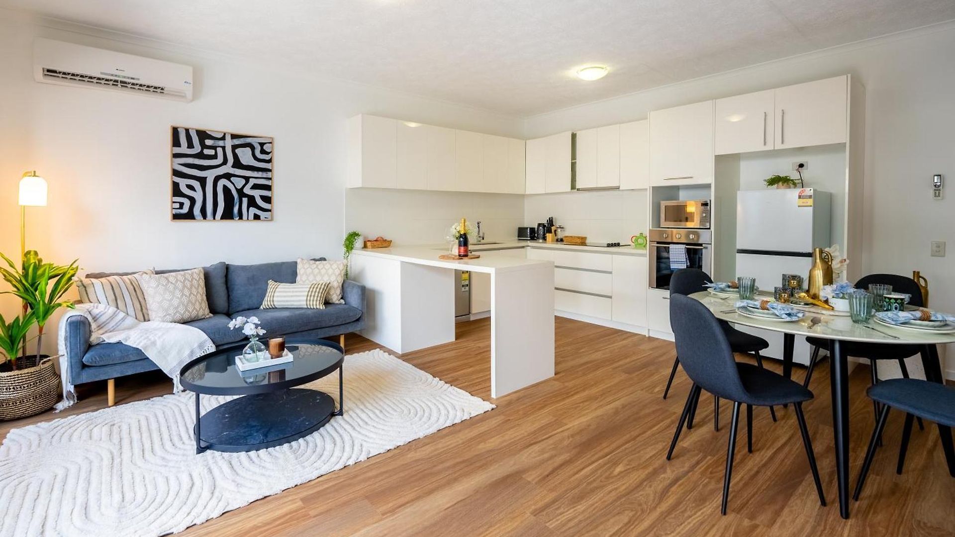 Balmoral - Airy & Light-filled Edge Comfort Brisbane