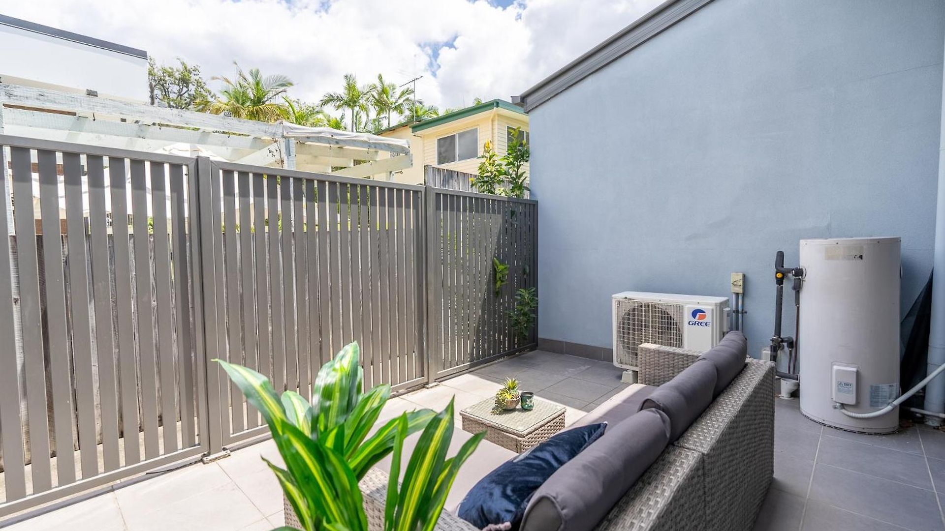 Balmoral - Airy & Light-filled Edge Comfort Brisbane