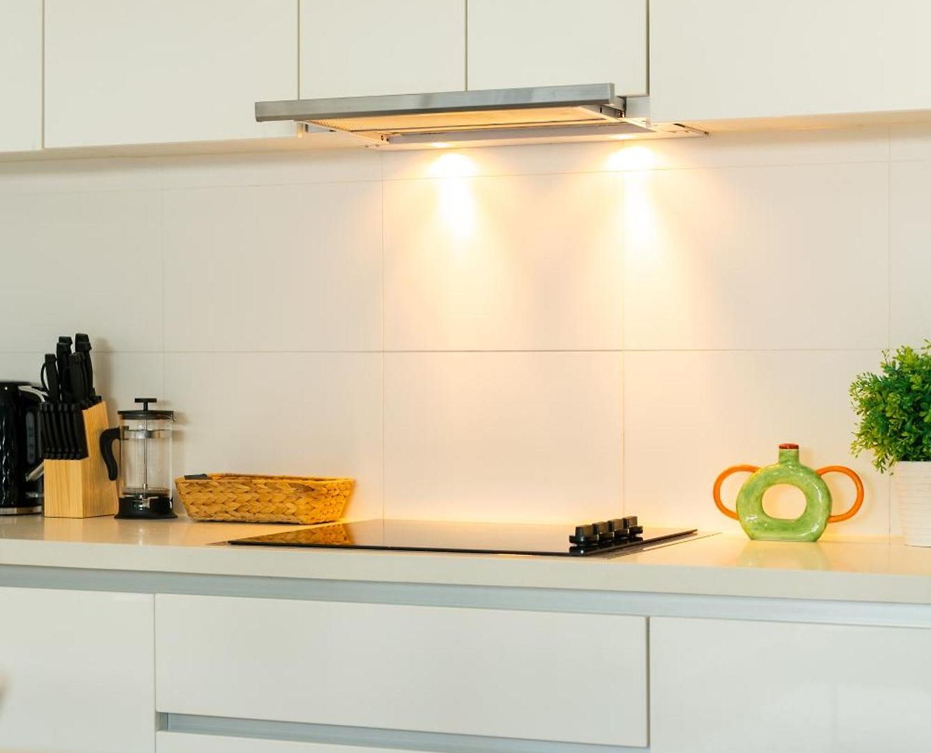 Balmoral - Airy & Light-filled Edge Comfort Apartment