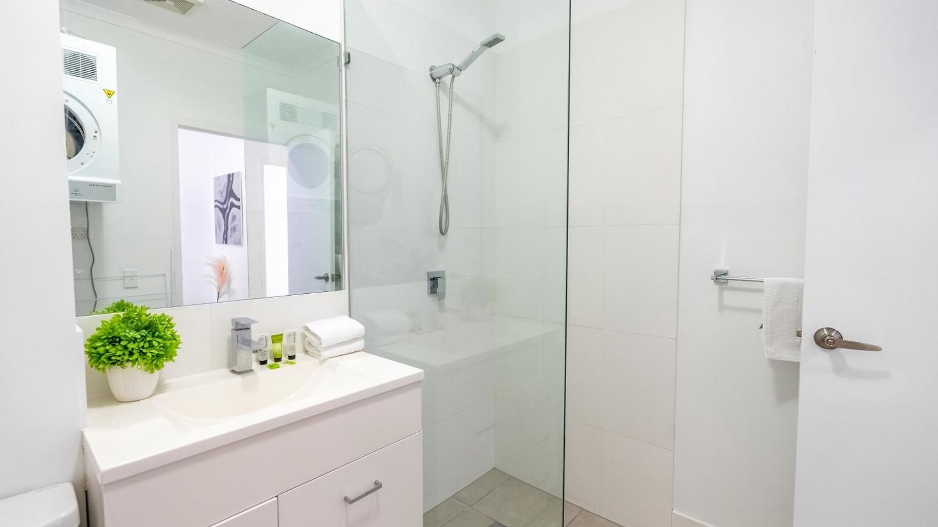 Apartment Balmoral - Airy & Light-filled Edge Comfort *