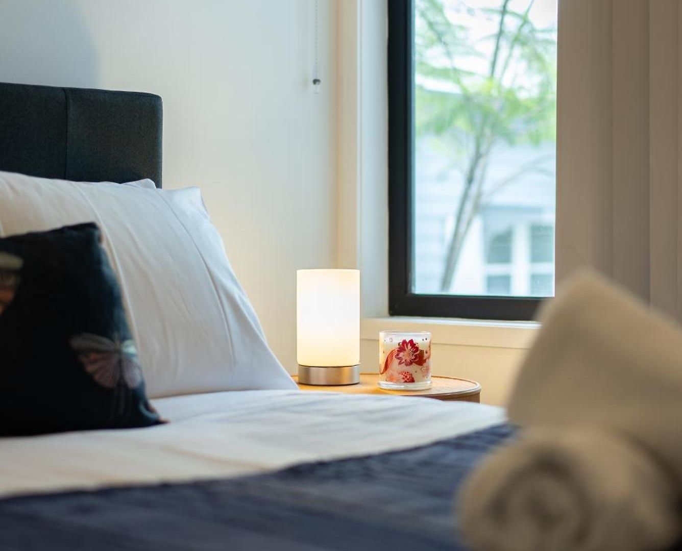 Balmoral - Airy & Light-filled Edge Comfort *