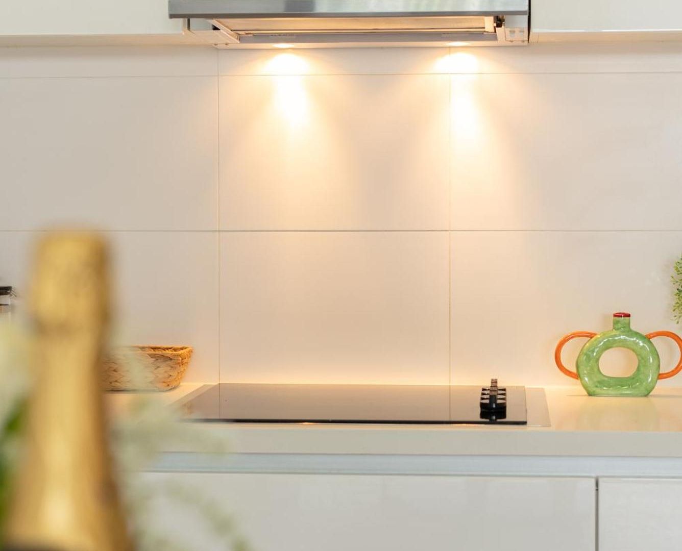 Balmoral - Airy & Light-filled Edge Comfort * Brisbane