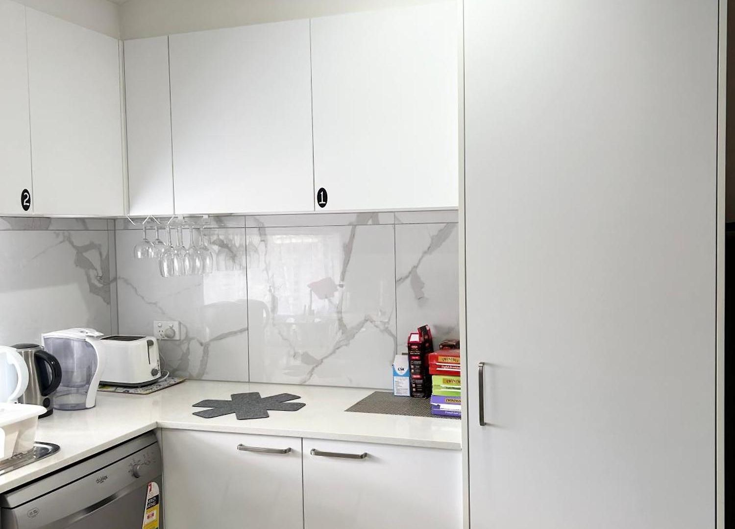 Guest house 26 Gladstone Rd Highgate Hill Brisbane