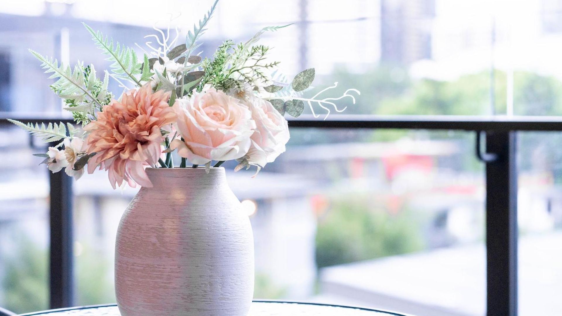 Apartment Urban Elegance 2b2b W Parking, Pool South M1 Brisbane