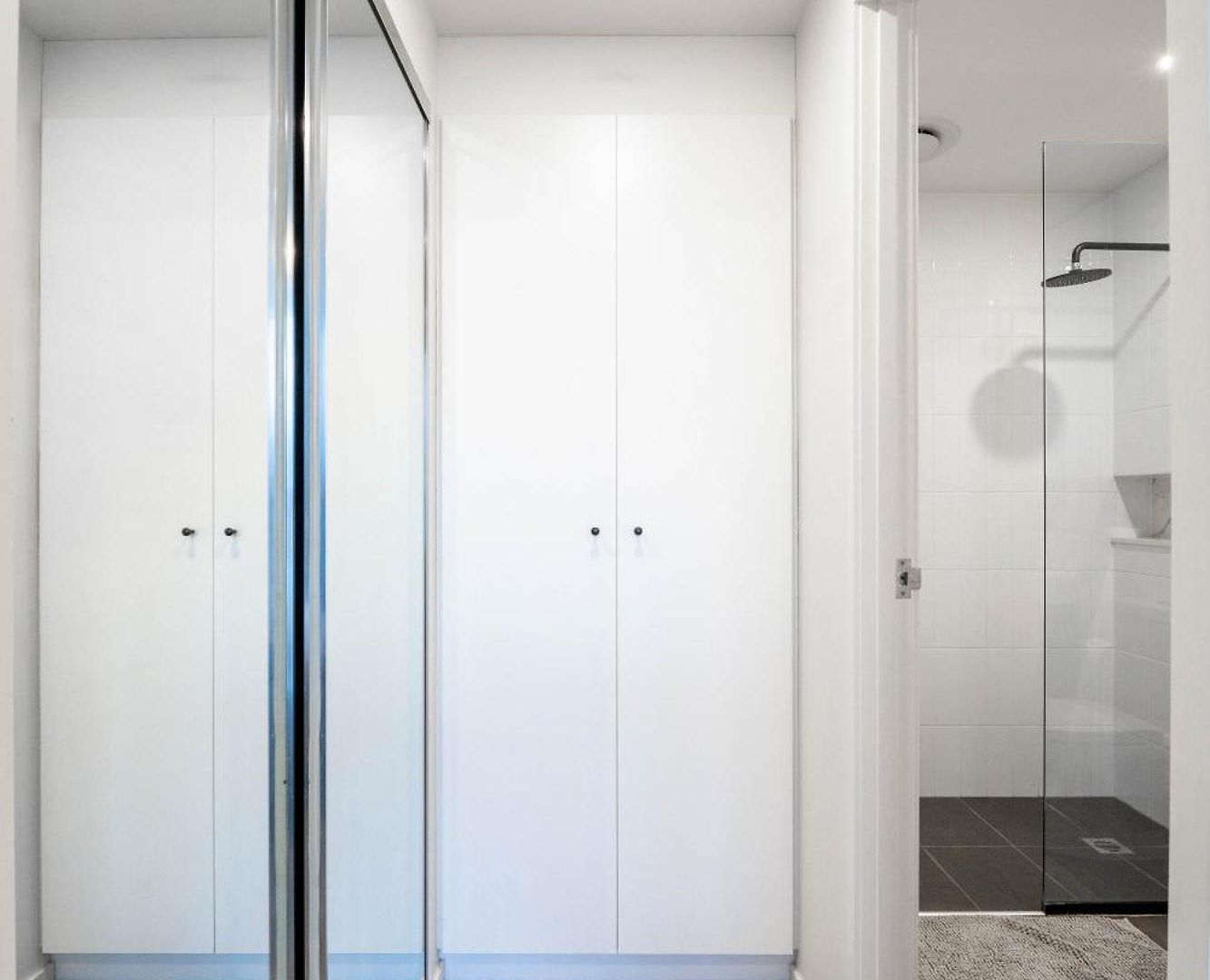 Urban Elegance 2b2b W Parking, Pool South M1 Apartment *