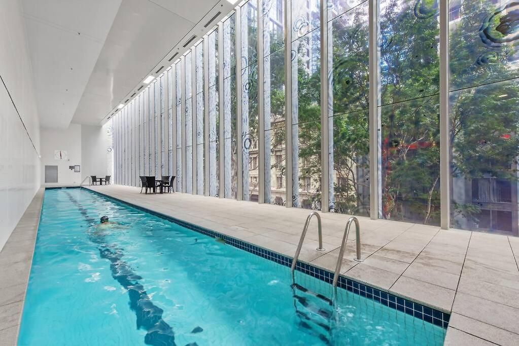 Apartment Centre! 1bed/1bath/study/1car/balcony ~ Cbd Brisbane