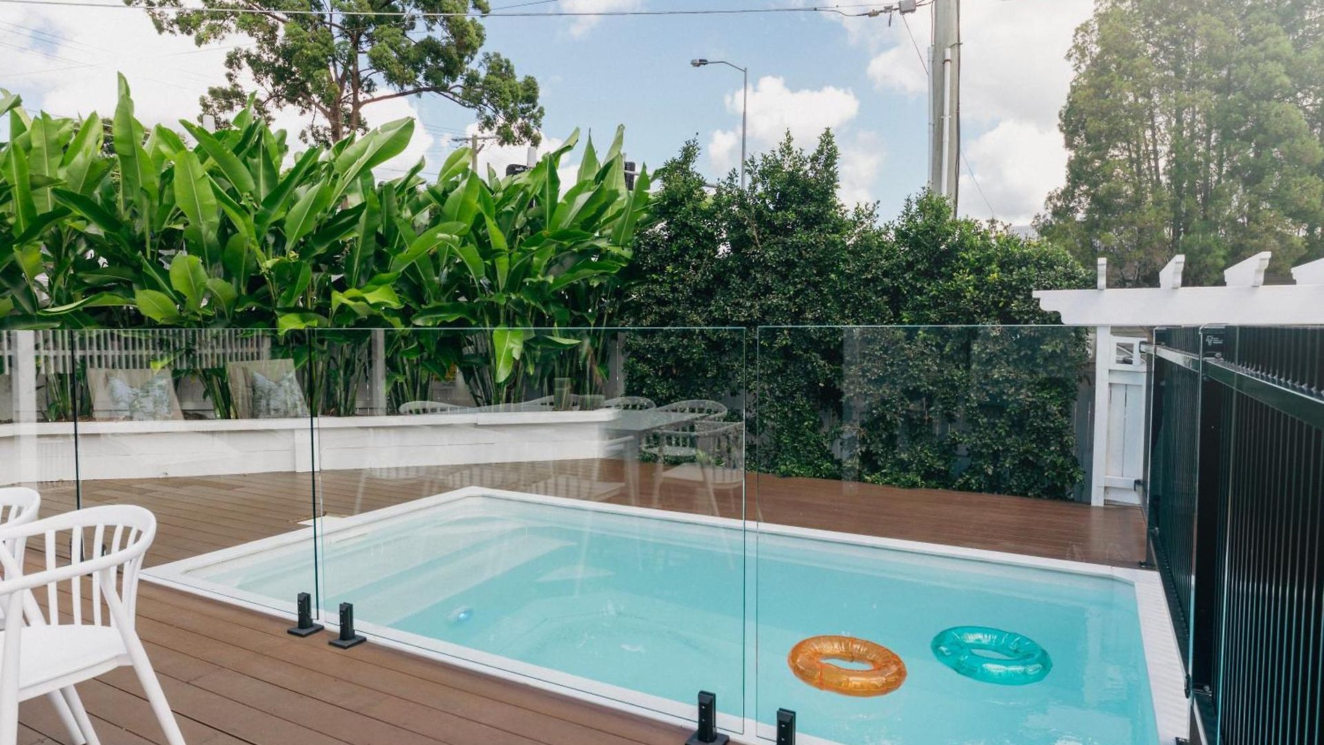 Urban Getaway Bardon Luxe 3 Bed 2 Bath And Pool Brisbane
