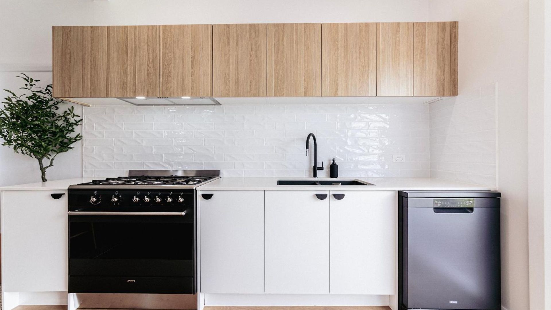 Urban Getaway Bardon Luxe 3 Bed 2 Bath And Pool Brisbane