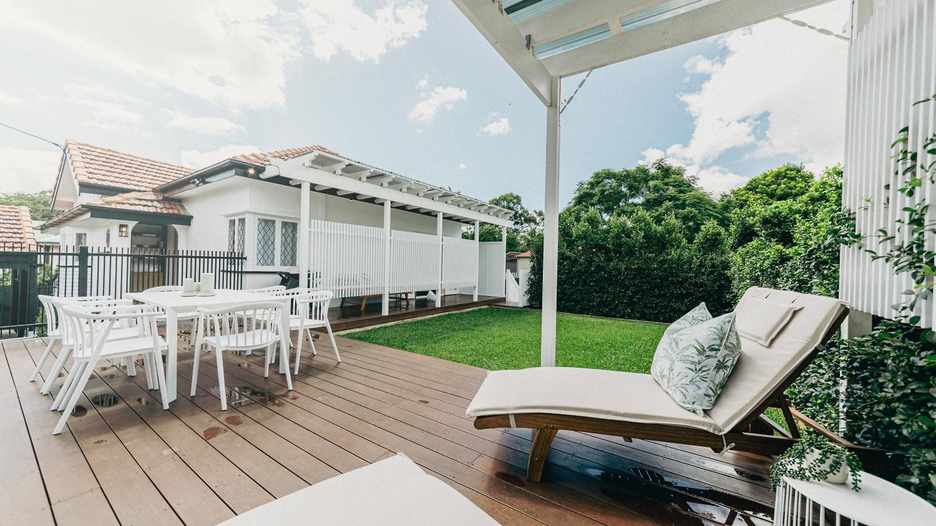 Urban Getaway Bardon Luxe 3 Bed 2 Bath And Pool Holiday home Brisbane