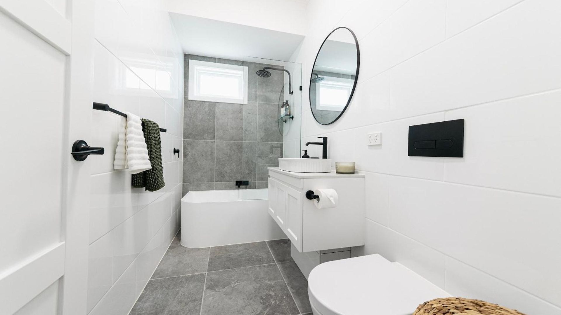 Urban Getaway Bardon Luxe 3 Bed 2 Bath And Pool Holiday home