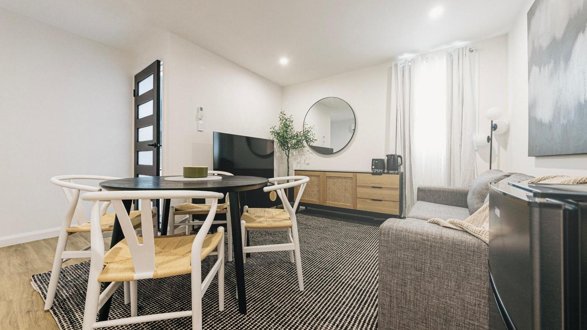 Urban Getaway Bardon Luxe 3 Bed 2 Bath And Pool * Brisbane