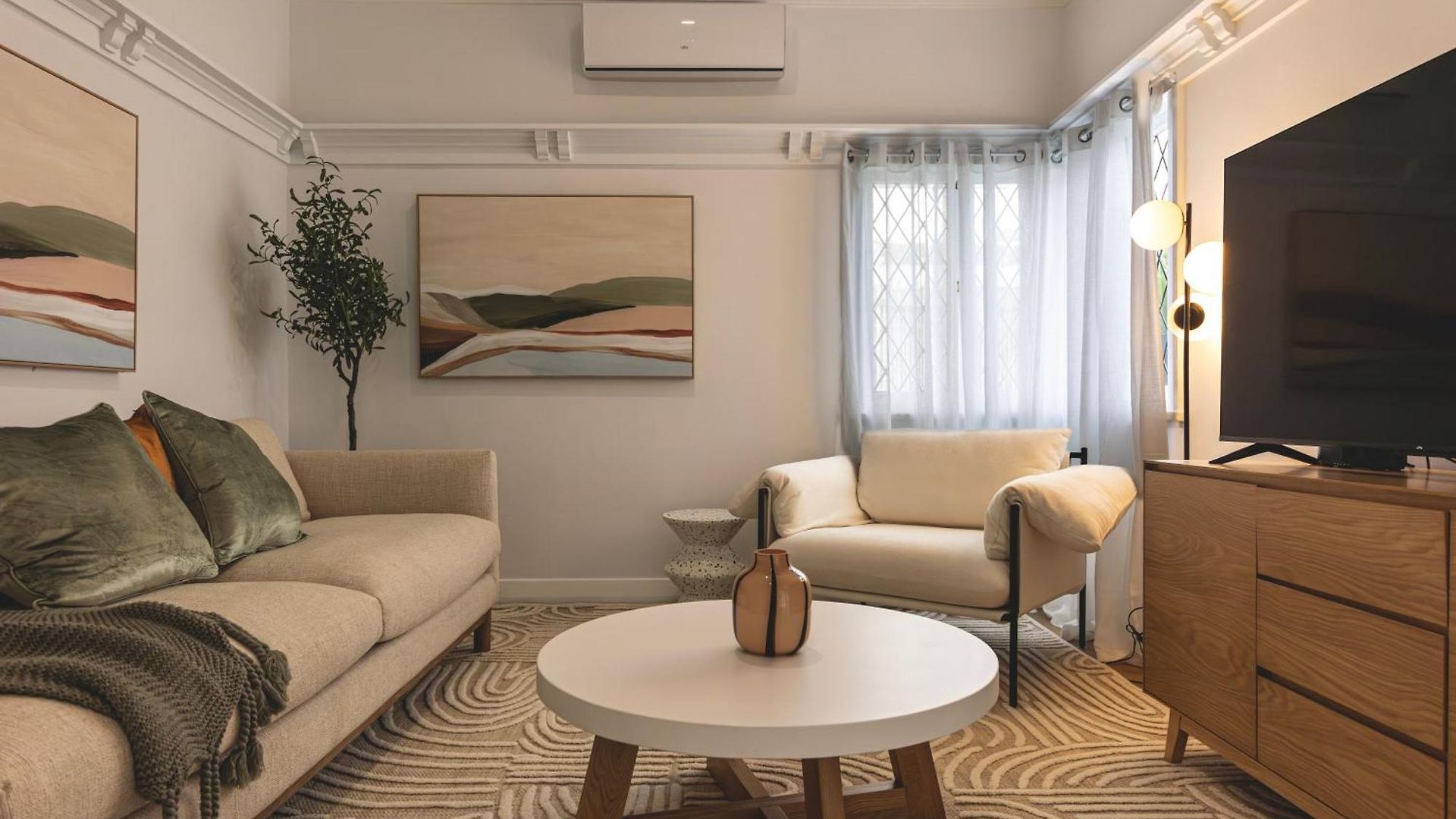 Urban Getaway Bardon Luxe 3 Bed 2 Bath And Pool Holiday home