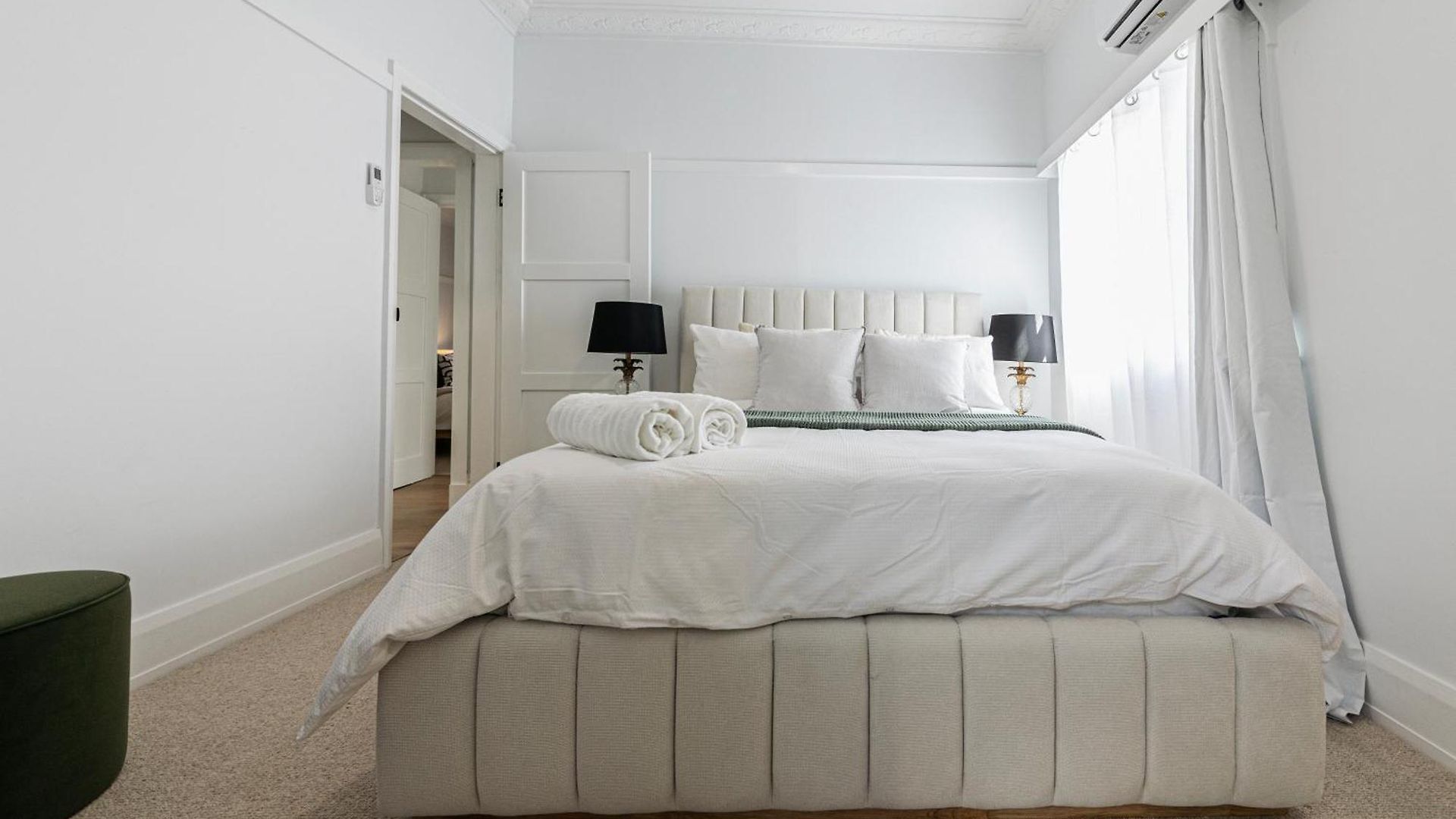 Urban Getaway Bardon Luxe 3 Bed 2 Bath And Pool