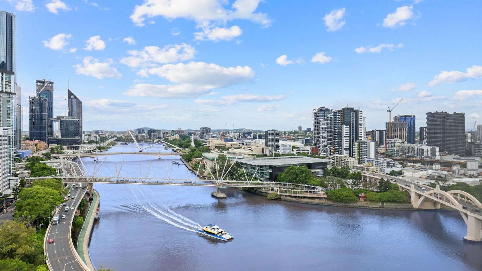 1-bed Pad With Sweeping Views Apartment Brisbane