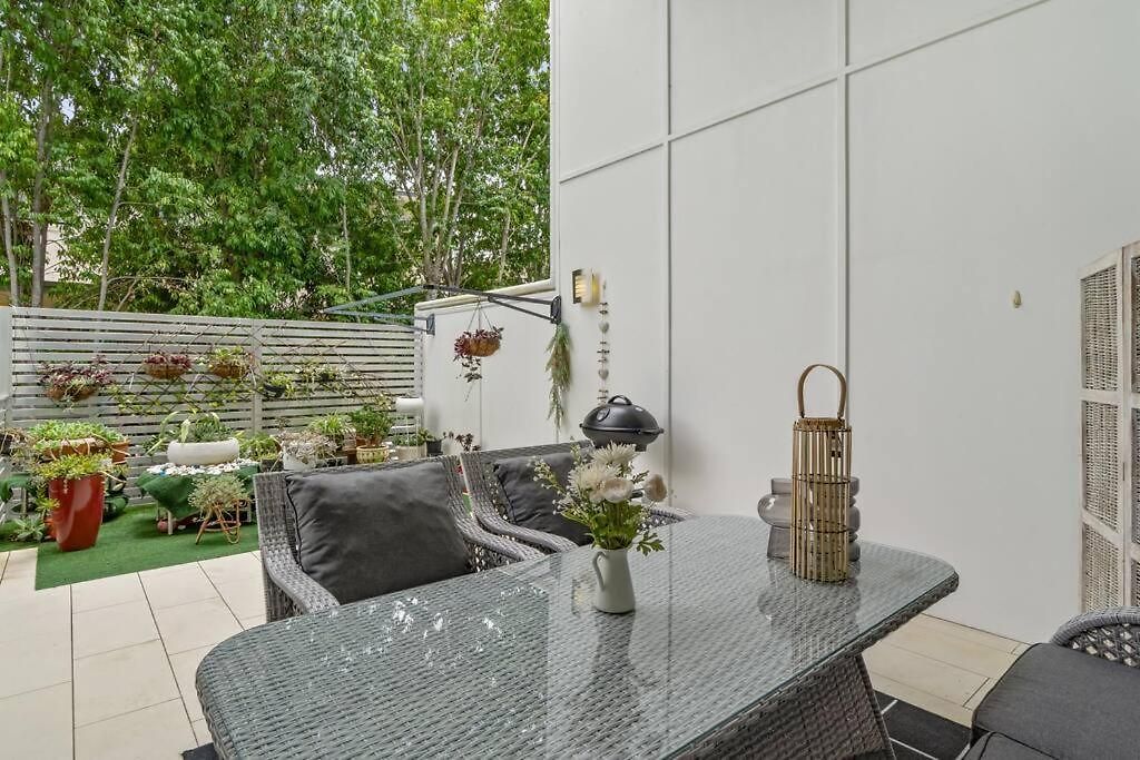 Stunning 3-bedroom Townhouse * Brisbane