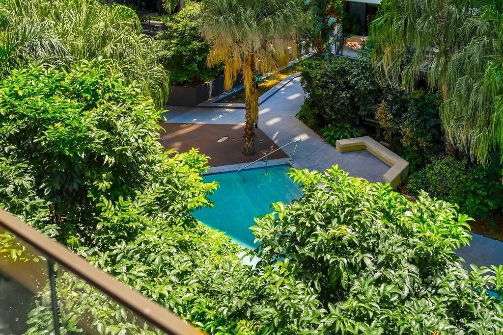Modern 1-bdr W/ Free Car Park&fantastic Pool Brisbane
