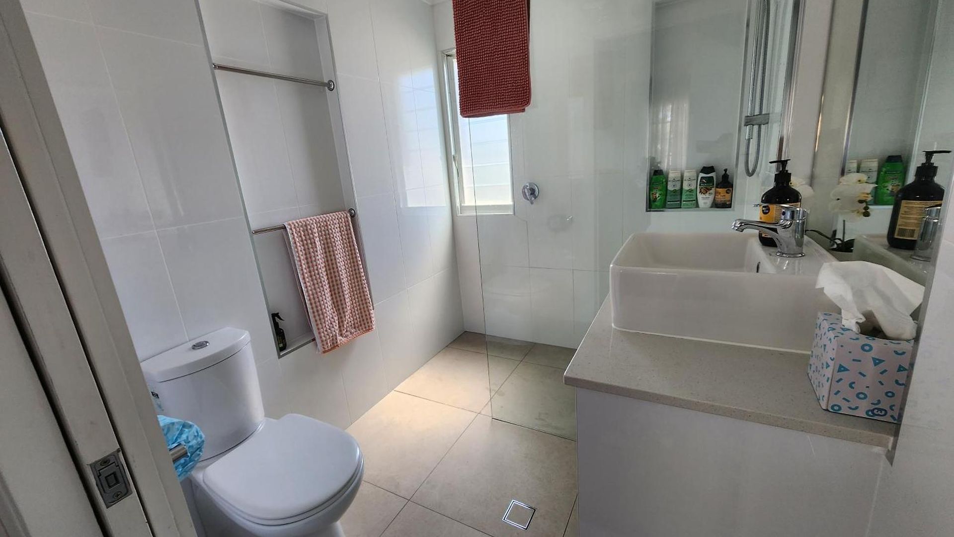 Oxley Mineral Pool & Private Suburbanstay Holiday home *