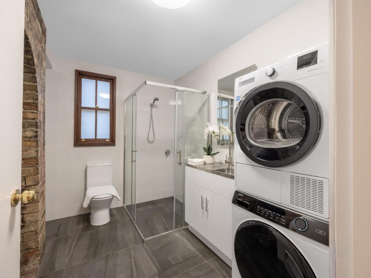 Serene 3 Bedroom Inner Retreat Highgate Hill Holiday home *