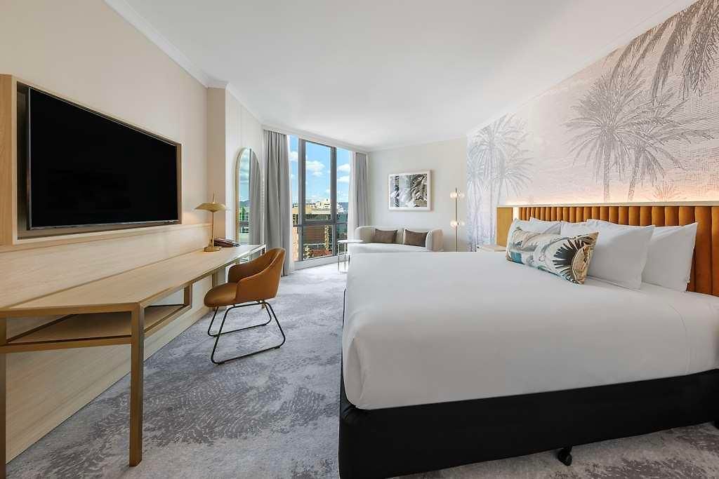 Amora Hotel Brisbane
