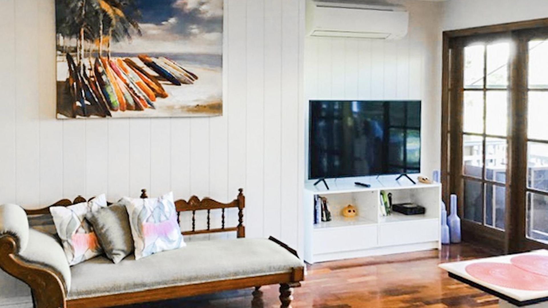 Holiday home West End Luxury 5b3b W Parking And Pod Music System M9 Brisbane