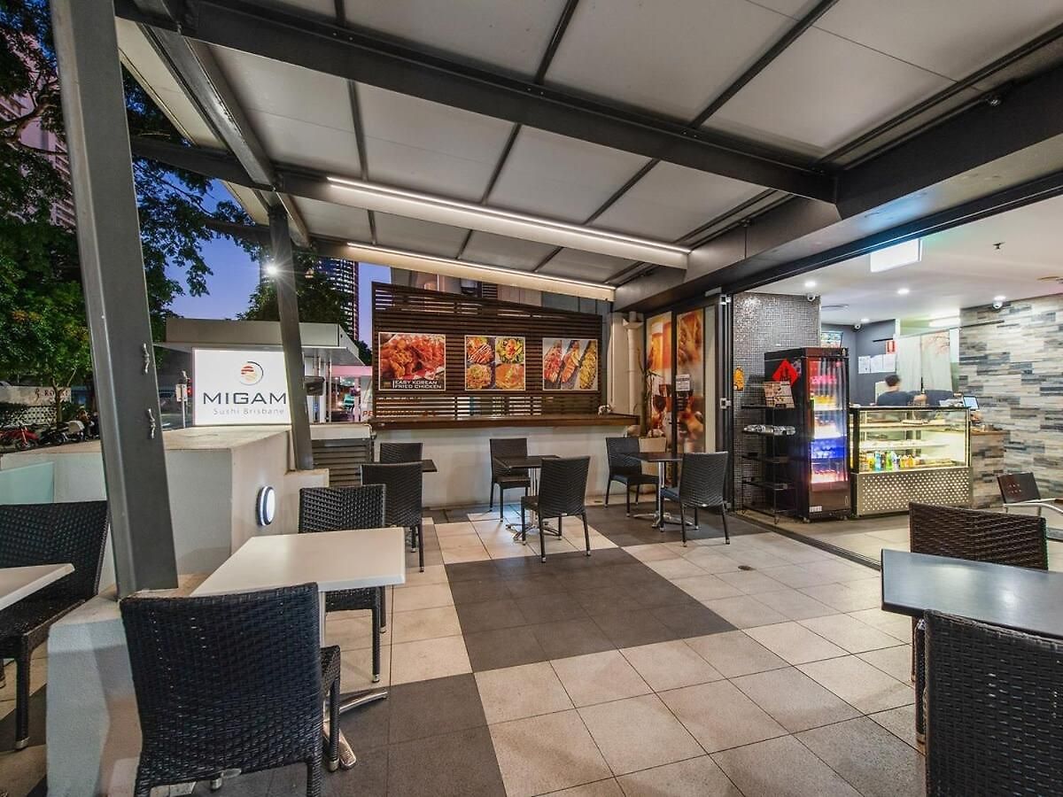 Cbd Free Parking Pool Balcony Walk To Casino Apartment Brisbane