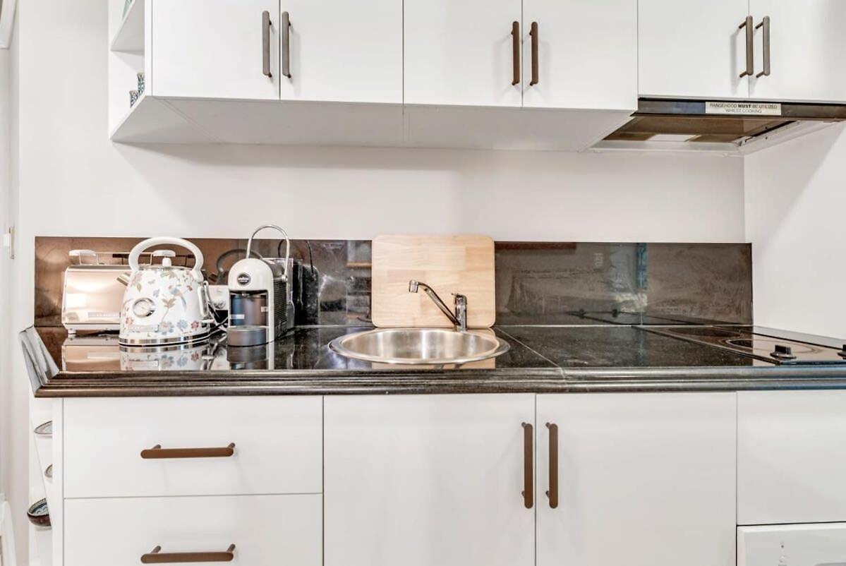 Convenience And Comfort 1br Walk To Queen St Mall Brisbane
