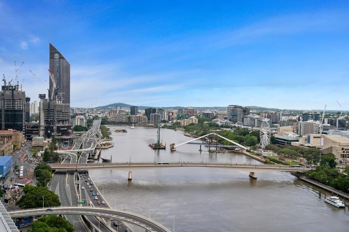 Apartment Living - River-view 2 Bedroom