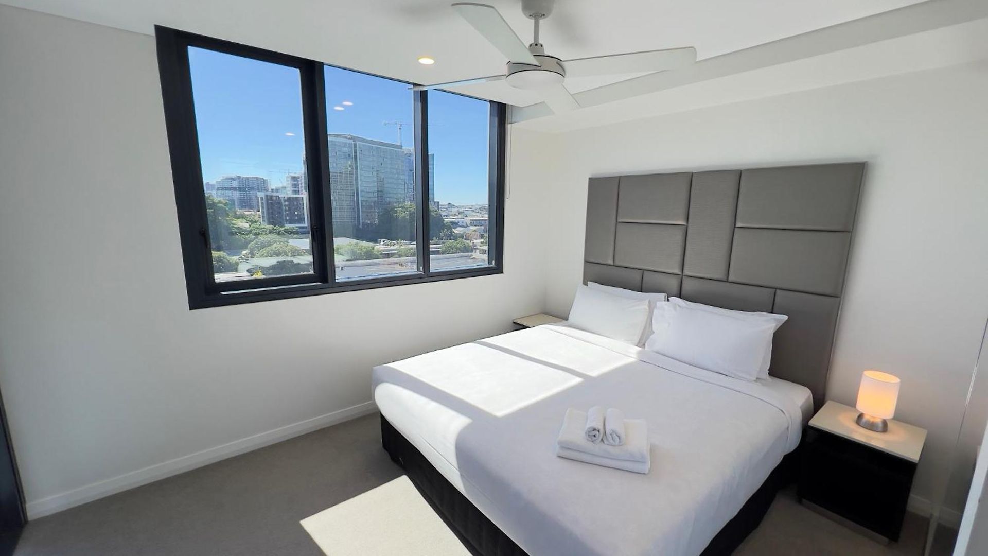 Apartment Utopia By Serain Residences
