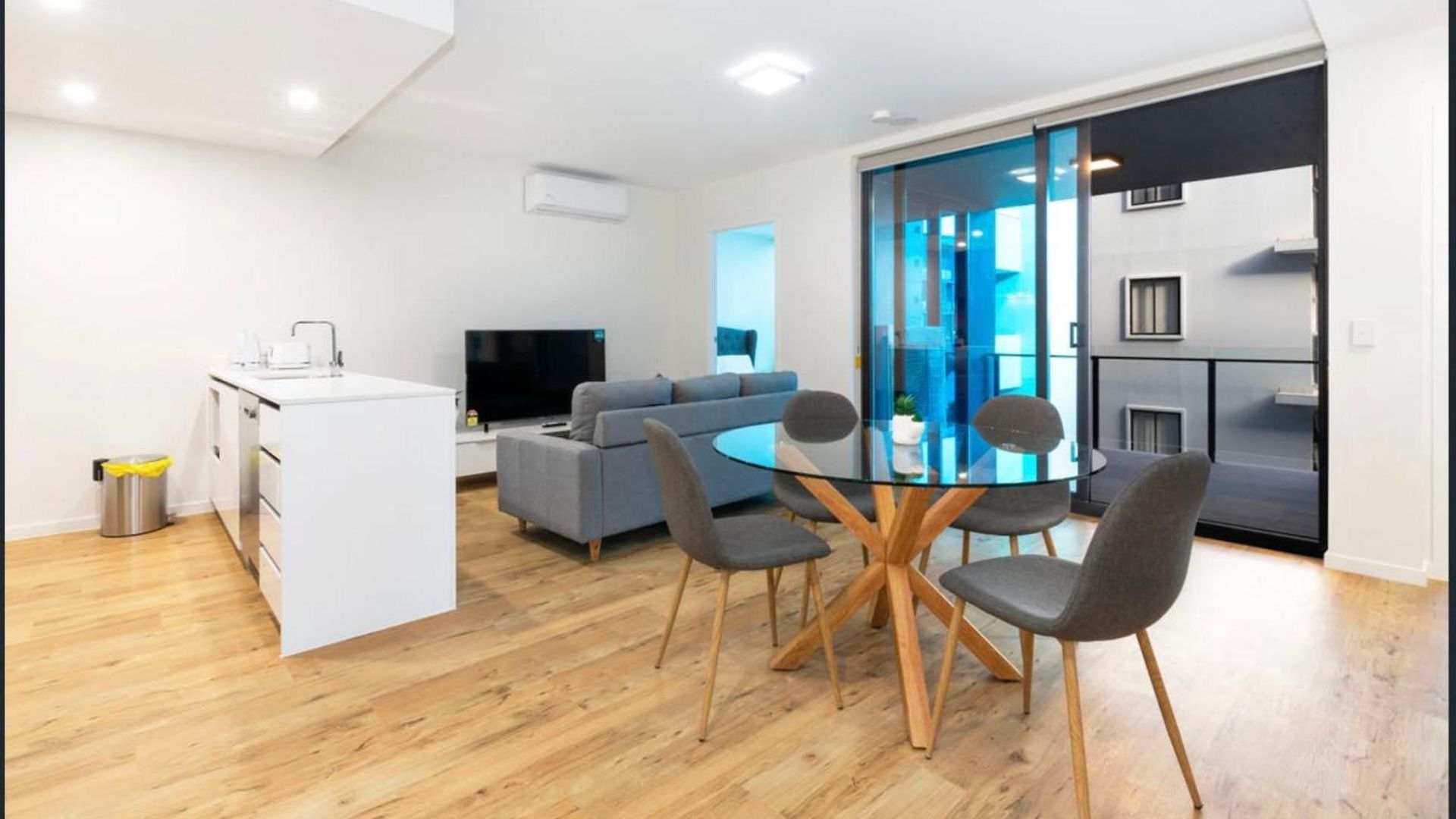 Apartment South 2 Bed 2 Bath With Parking Brisbane