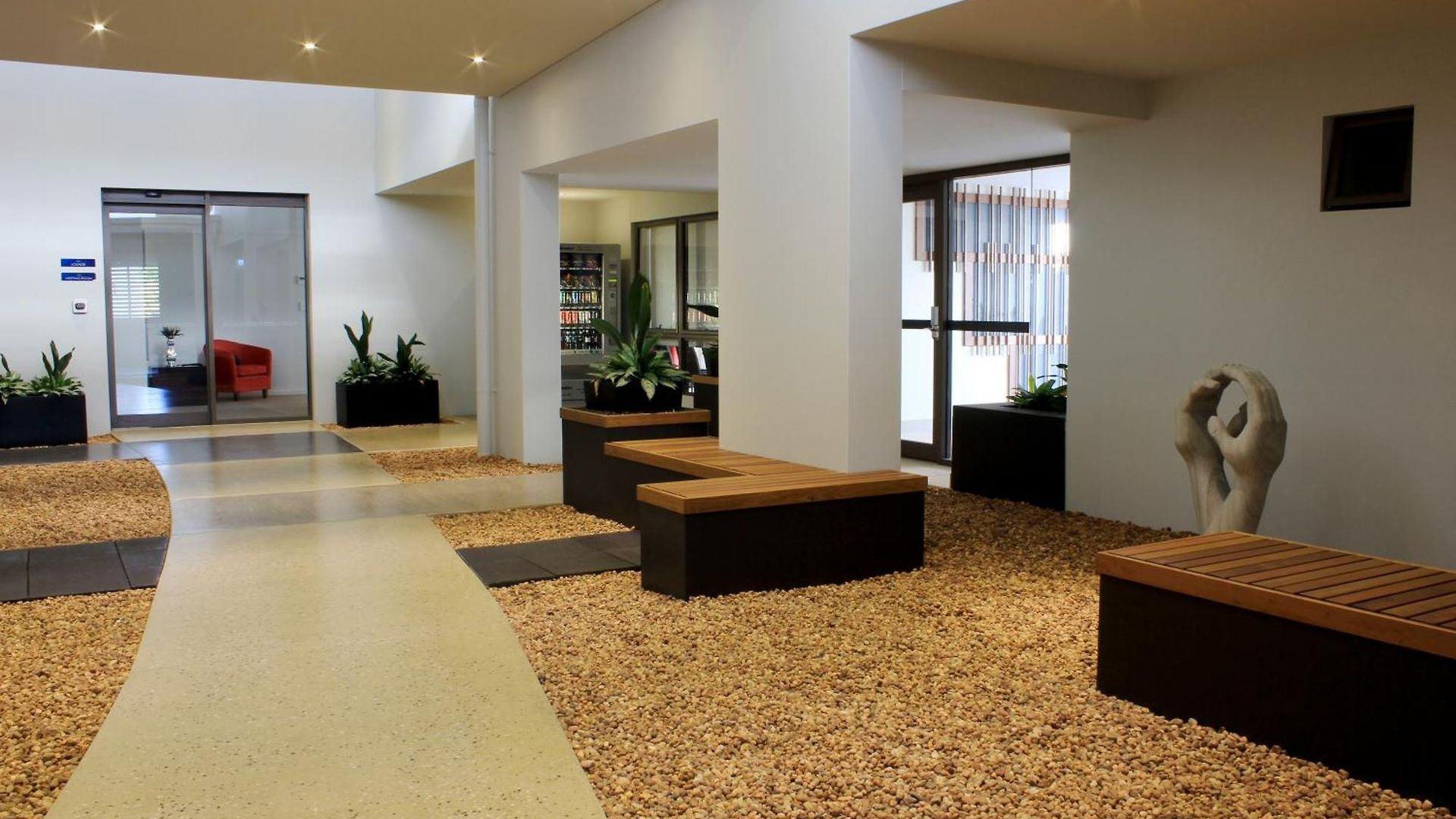 Essence Chermside Aparthotel 4*