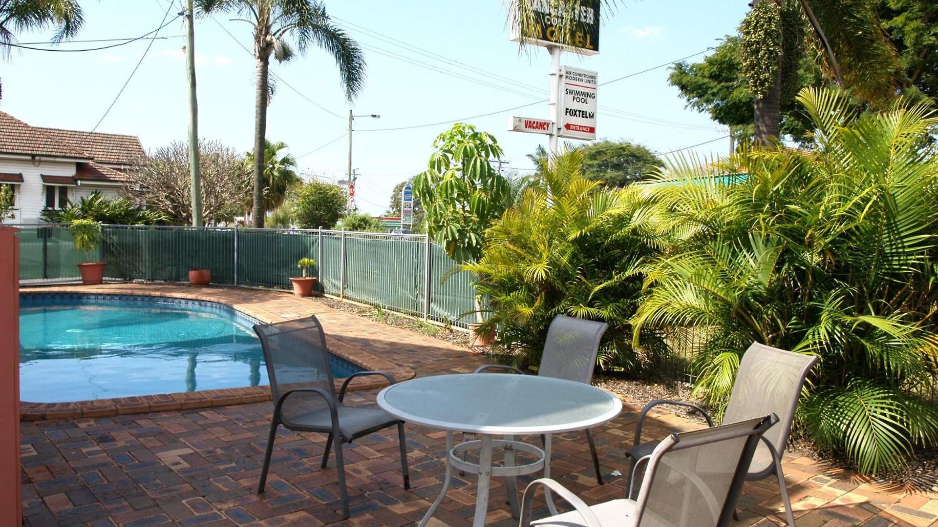 Motel Lancaster Court 4*