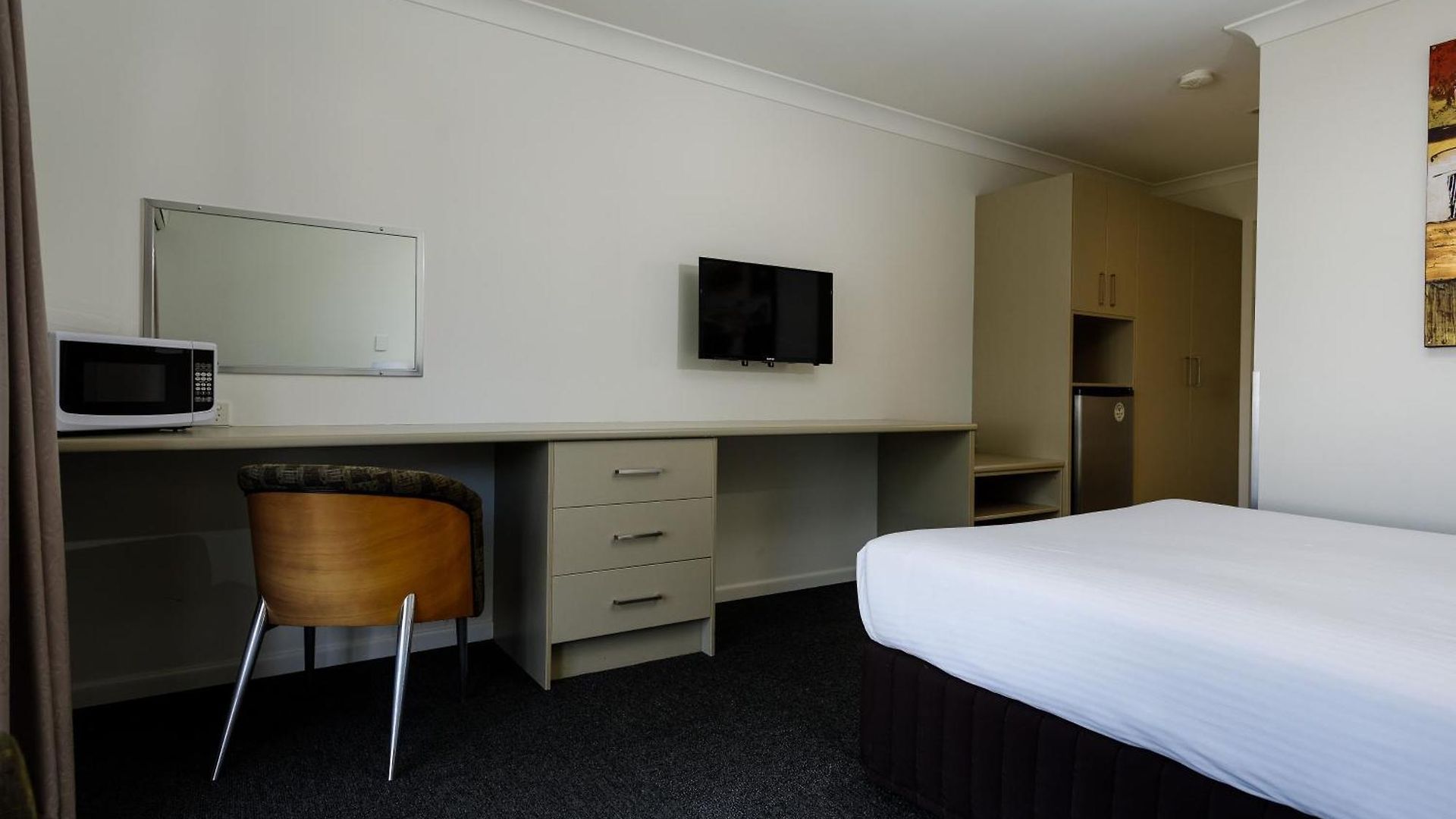 The Waterloo Bay 3* Brisbane