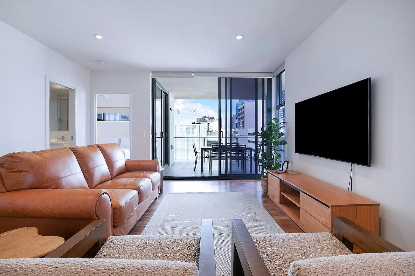 Regatta Hideaway - A Breezy Balcony * Brisbane