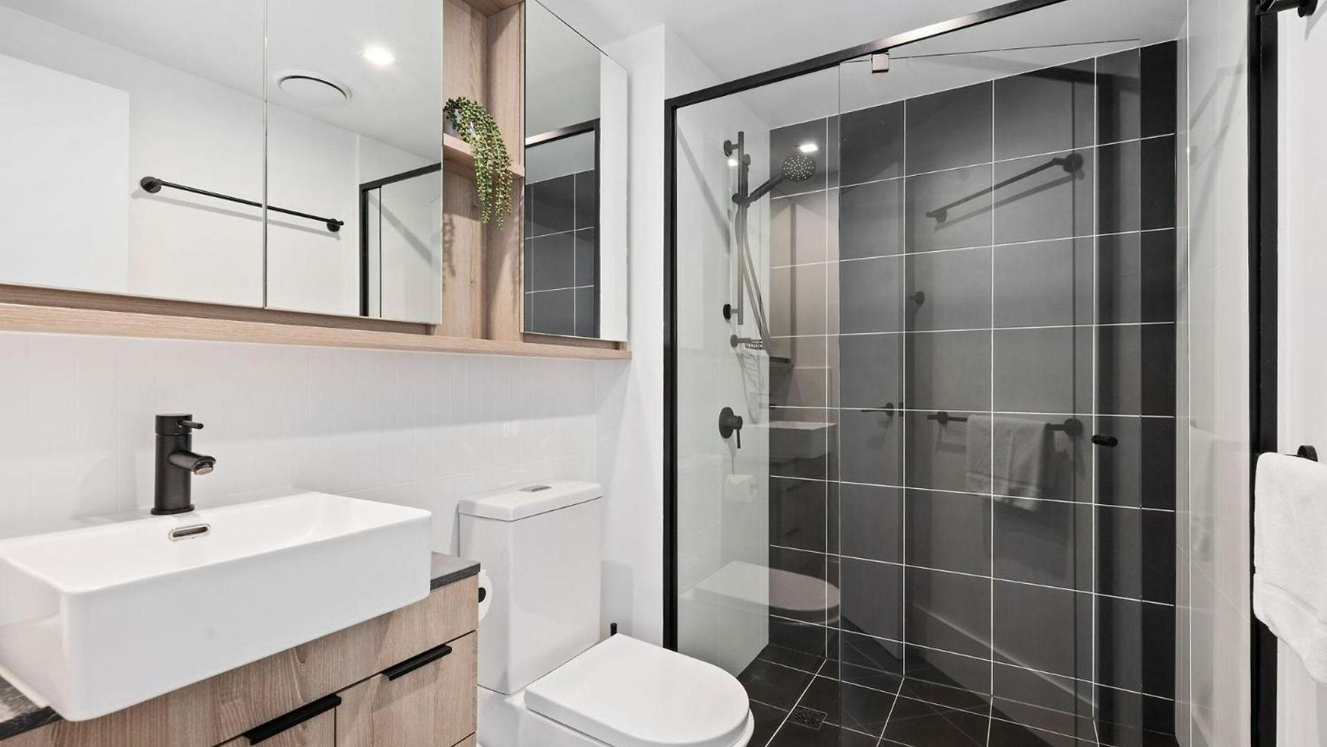 Apartment Queen Windsor Iqld