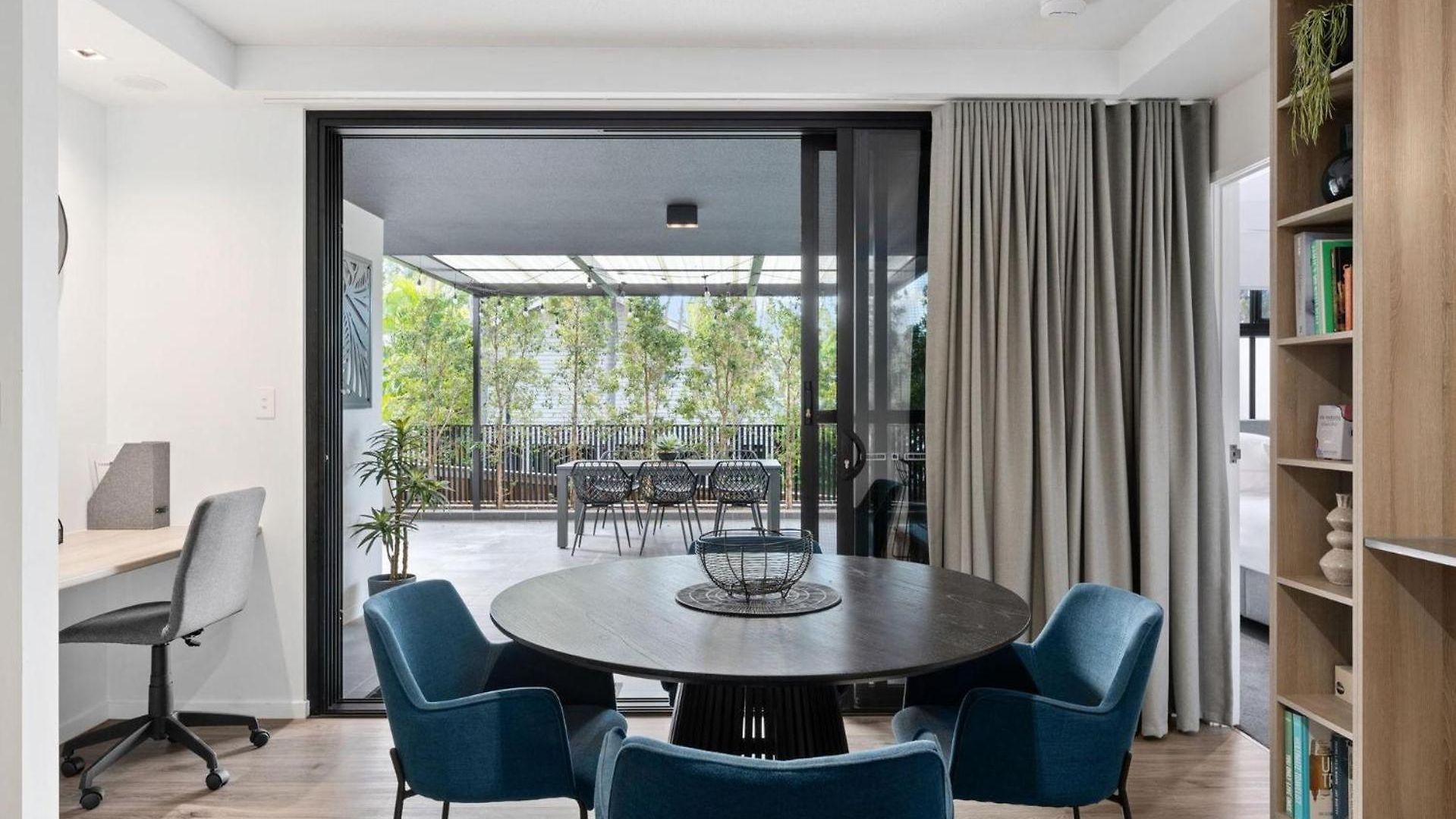 Queen Windsor Iqld Apartment *