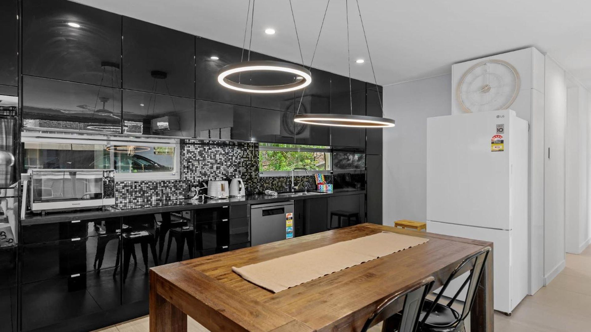 Riverside Luxury Kangaroo Point Apartment