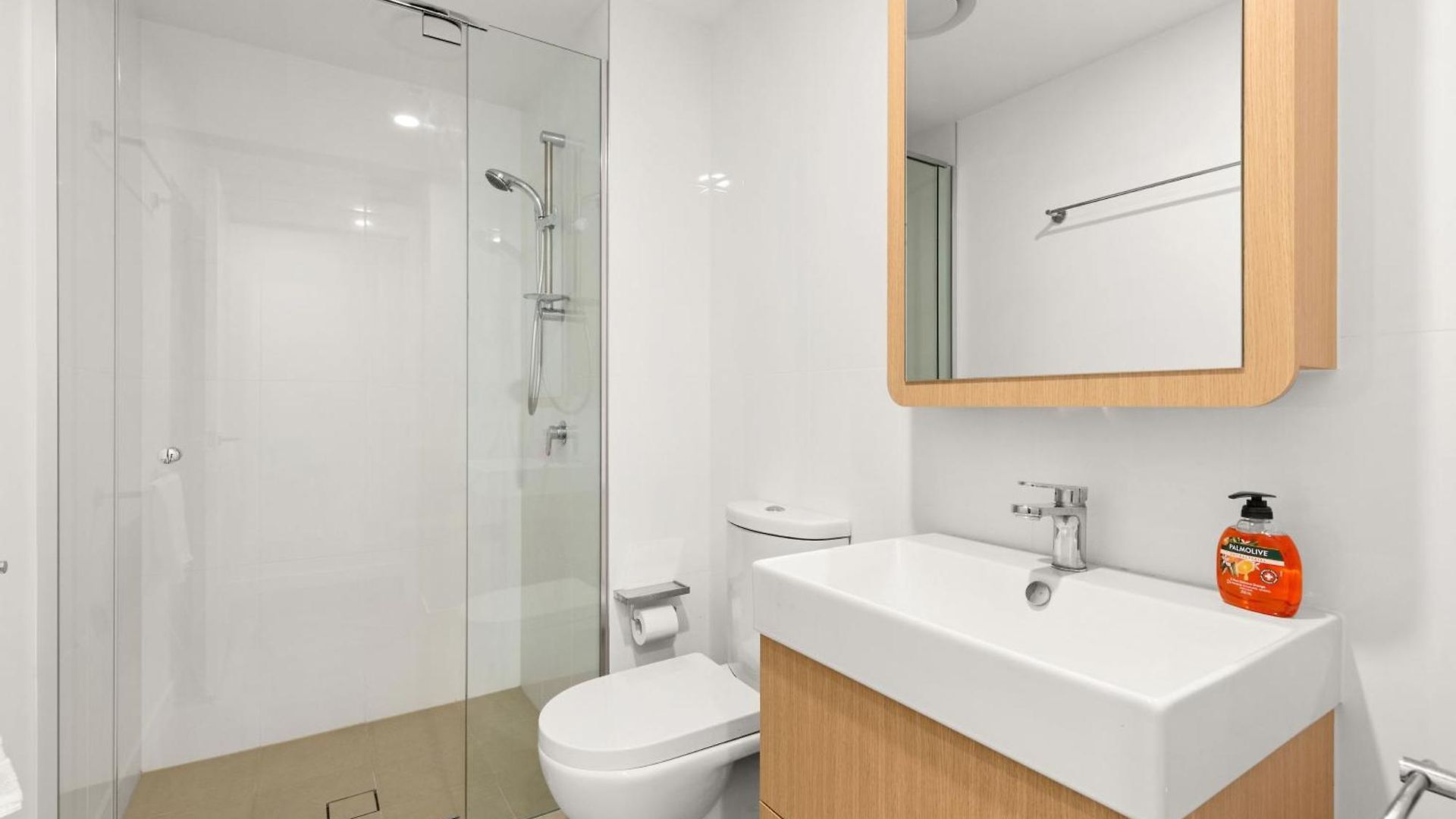 Kozyguru South Kozy 2 Bedrooms + Free Parking One Qsb001-1203 Apartment