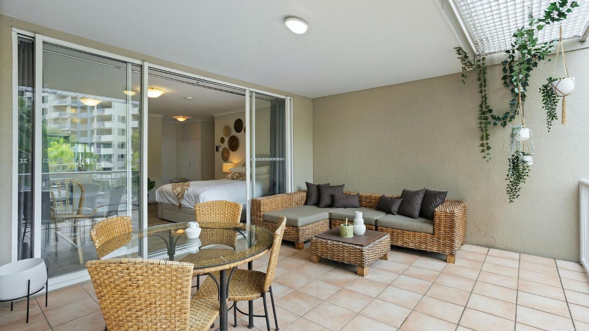 Apartment Coastal With Pool View *