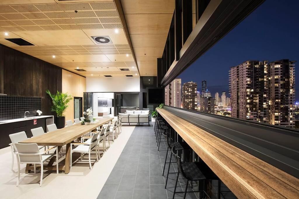 Stylish W Pool, Gym And
